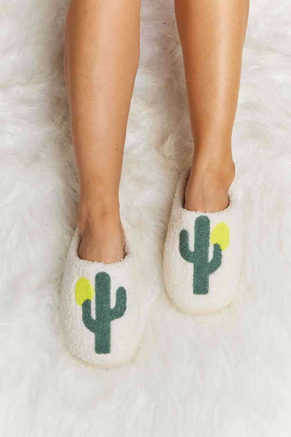 Melody Cactus Plush Slide Slippers - Opulence & Essence